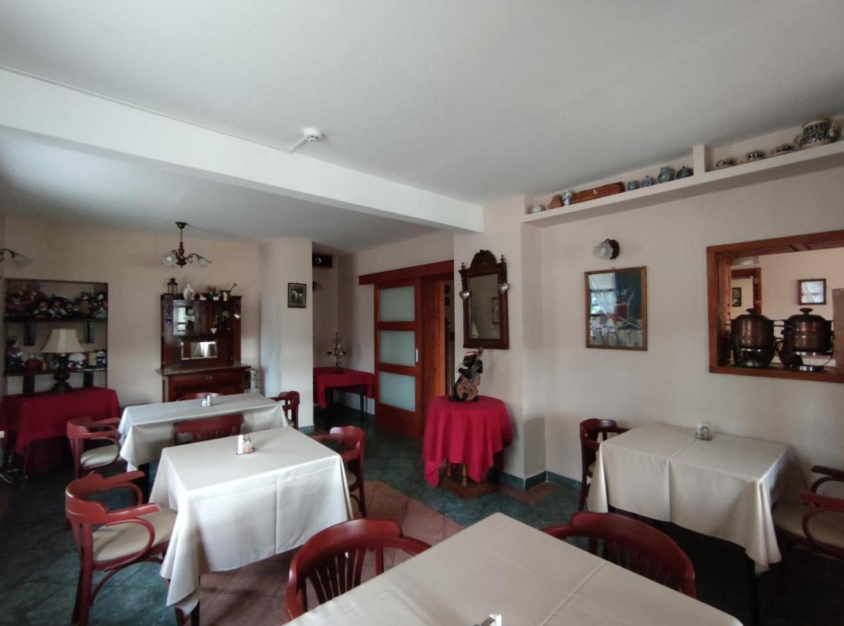 Fortuna Hotel ミシュコルツ エクステリア 写真